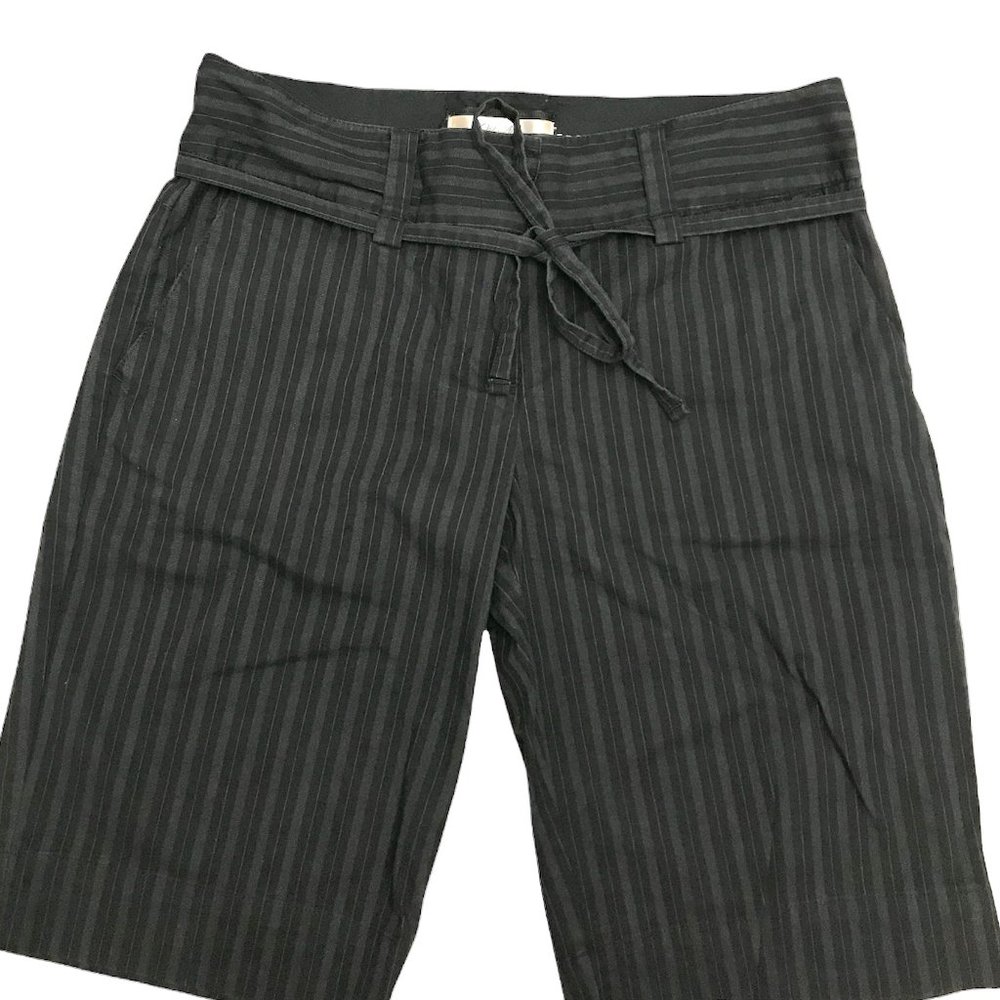 Old Navy Women Shorts Black Size 8 Vintage (1994) Low Waist Stripes, Pre-owned
